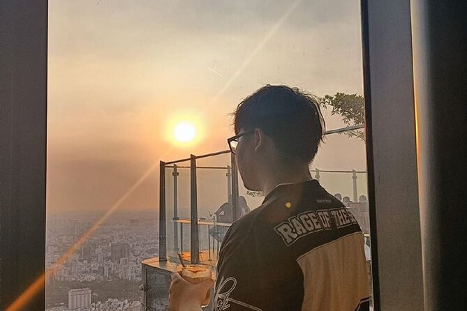 Sai Gon Special Coffee At Landmark 81 & Street Food tour - Ho Thi Ky Flower Market after dark