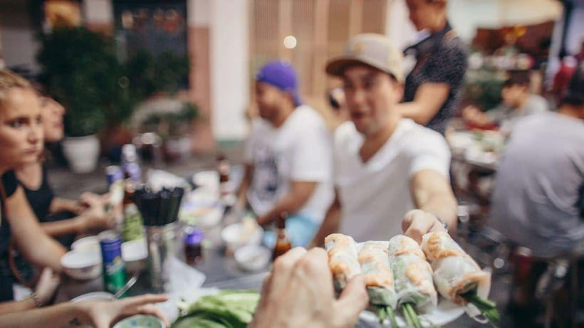 Saigon at Sunset: Ultimate Street Food Experience - Chua Ba Thien Hau and the Chinese quarter
