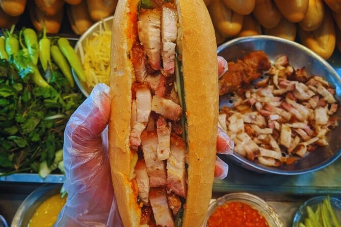 Saigon Authentic Food Walking Tour with Less Tourist People - Six Local Dishes at One Market
