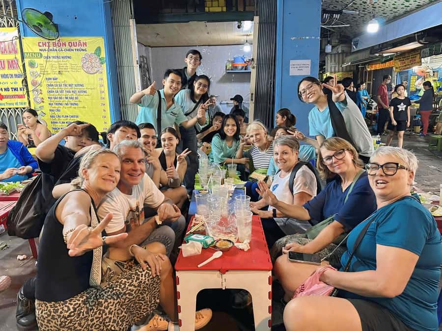 Saigon: Best Price Authentic Walking Street Food Tour - What the guides add to the walk
