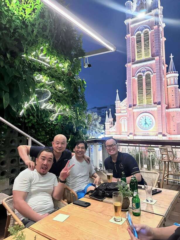 Saigon: Craft Beer & Local Food Experience Tour On Motorbike - Local food and the first serious tasting
