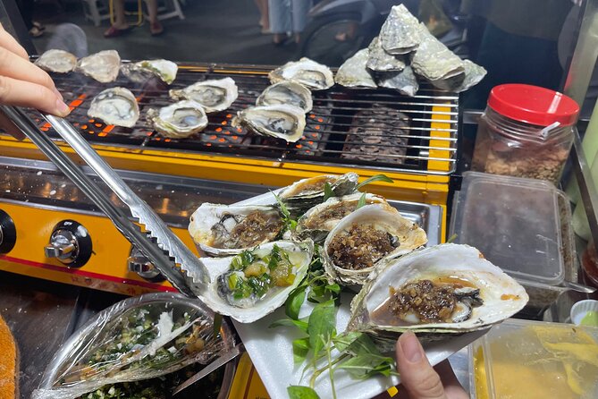 Saigon Night Craft Beer and Street Food By Scooter and motorbike - Ho Thi Ky Flower Market after dark