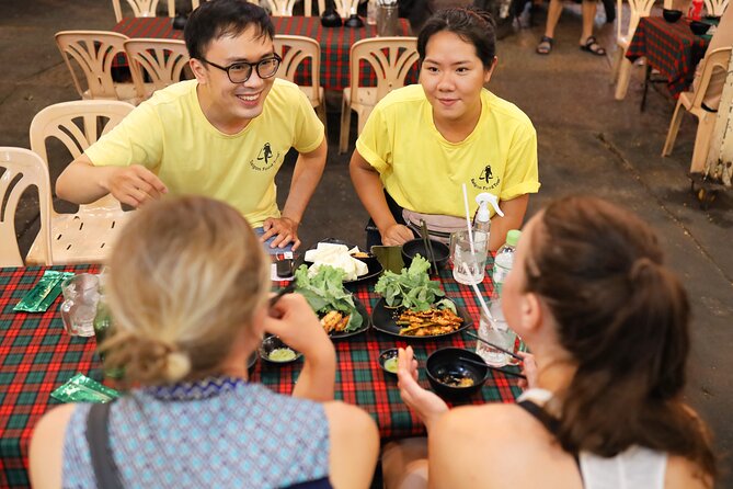 Saigon Night Street Food and City Tour on Scooter - A short sightseeing ride through illuminated Saigon