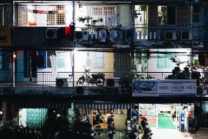Saigon's Hidden Flavors - Private Street Food Walk with Local Students - Grilled pork with rice noodles after a short walk