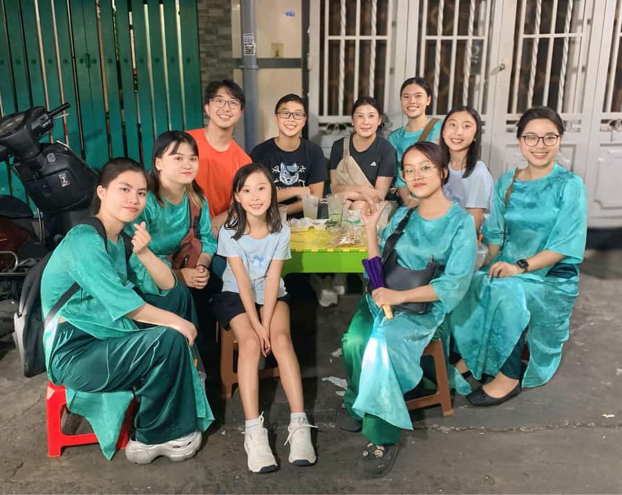 Saigon: Street Food Tasting & Sightseeing Tour by Motorbike - Bánh mì, dessert, jasmine tea, and Saigon beer