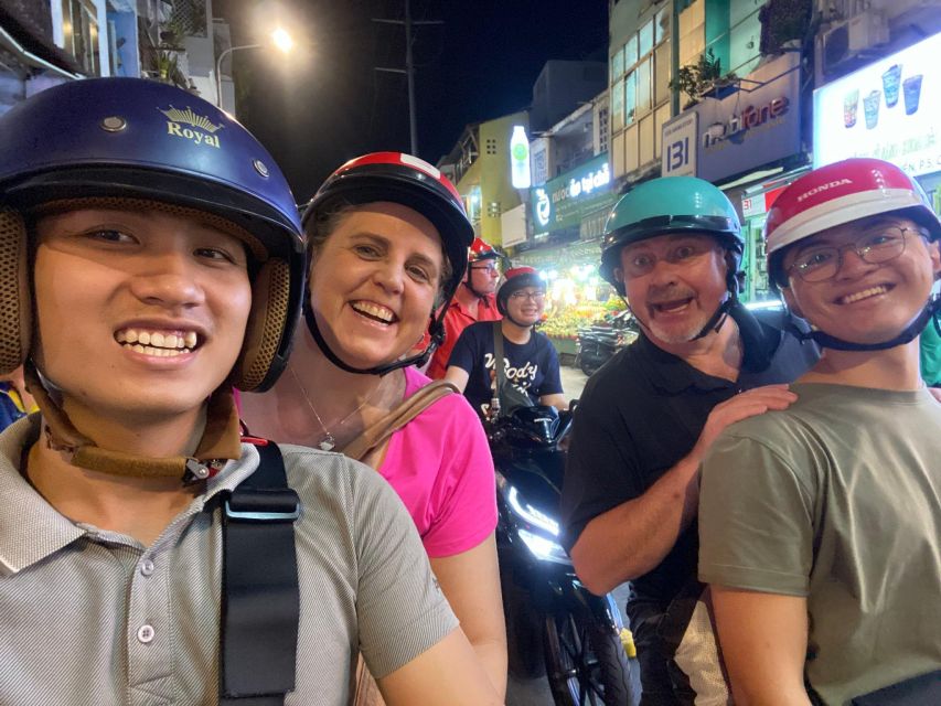 Saigon Street Food Tour - Banh mi, the quick Saigon classic