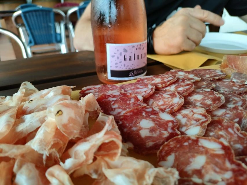 Salò: Tasting of 4 Valtenesi wines with local food - Key points to know before booking