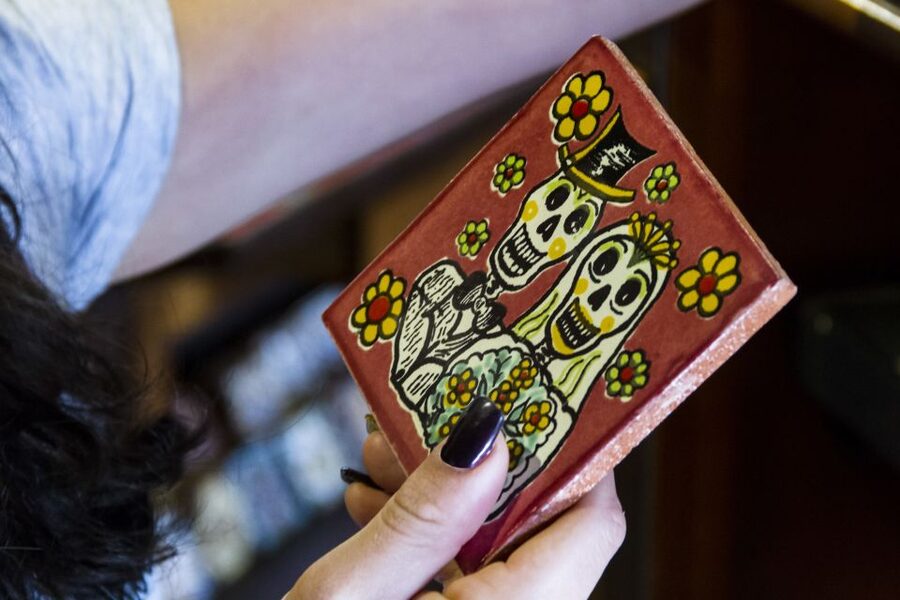 San Diego: Old Town Tales, Tacos, and Tequila Walking Tour - The guide can shape the whole experience