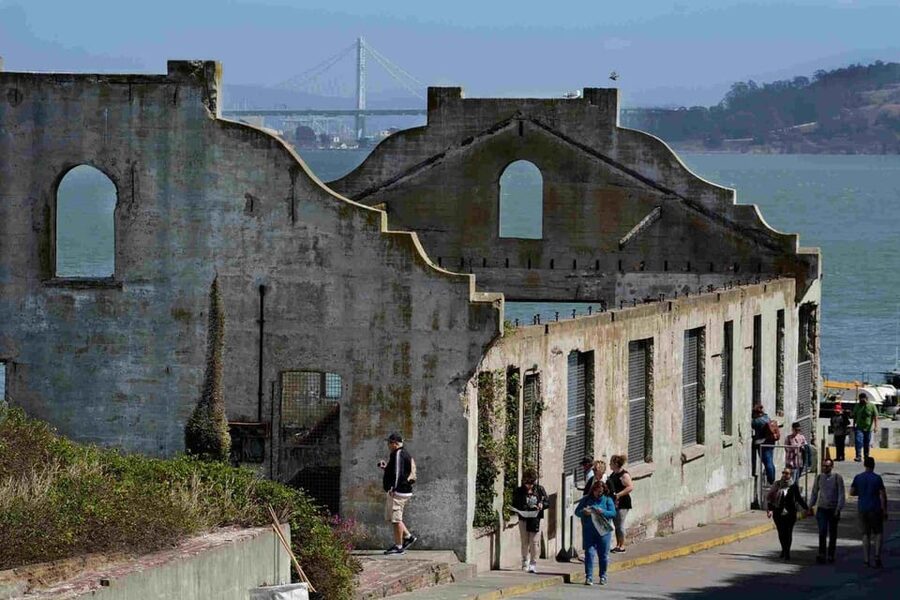 San Francisco: Alcatraz Island & Chinatown Walking Tour - The strongest part and the weak link