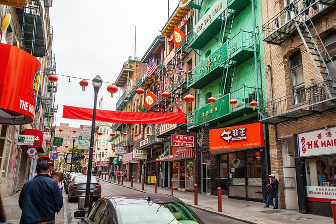 San Francisco Chinatown Walking Tour - The herbal pharmacy and dried-goods shop