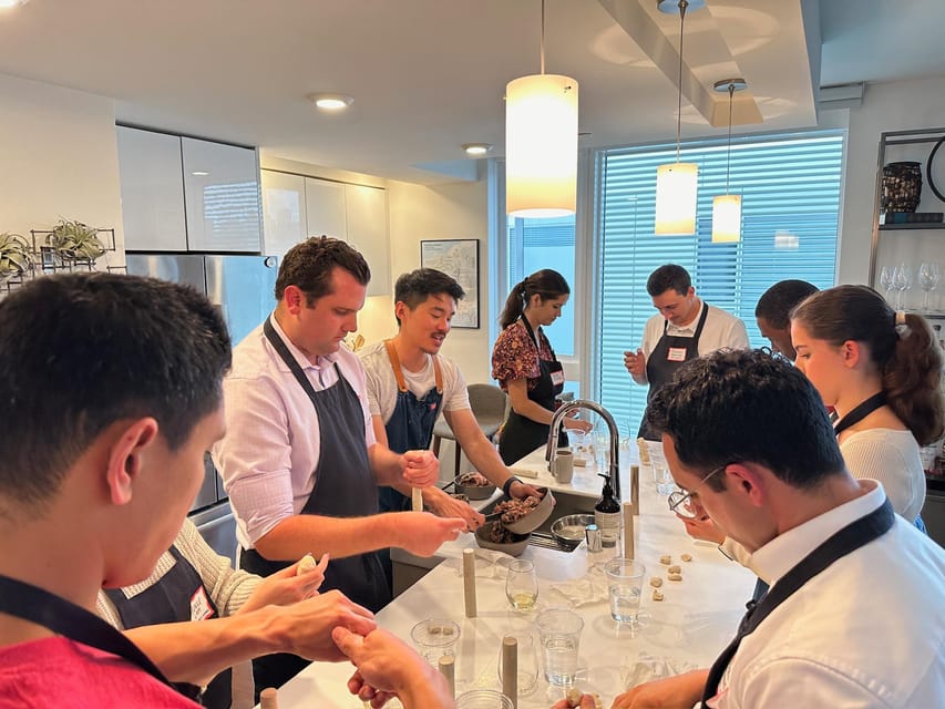 San Francisco: Dumpling Cooking Class & 3-Course Dinner - Meeting Chef Eddie at 555 Fulton Street