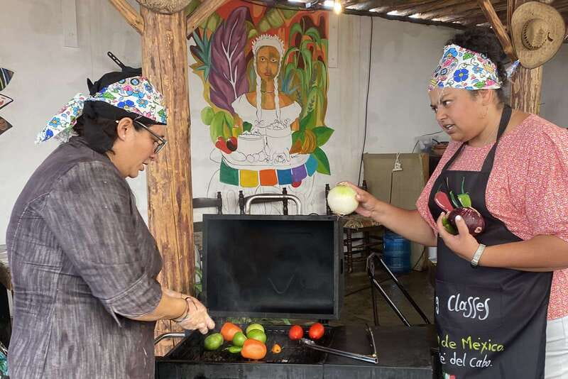 San José town : Cooking class,mexican Empanadas y antojitos - Mezcal and tequila with unexpected flavors
