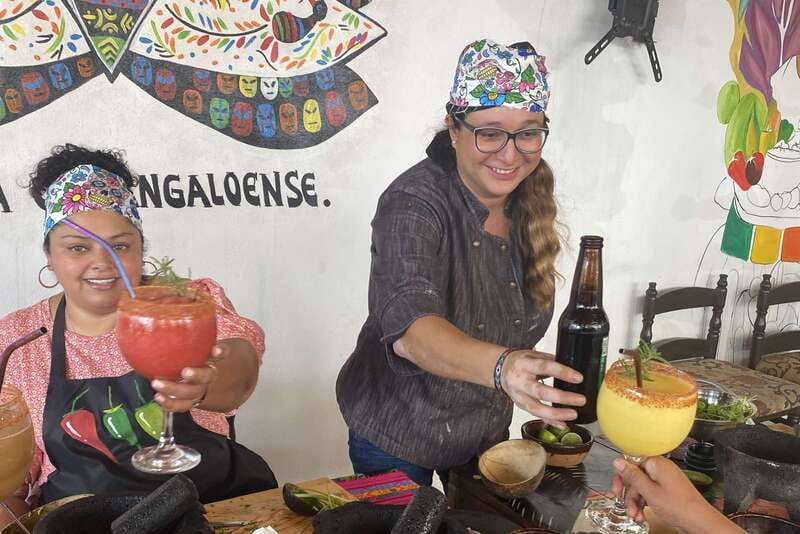 San José town : Cooking class,mexican Empanadas y antojitos - A short art gallery visit in San José del Cabo
