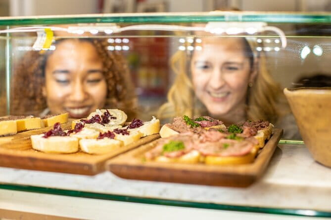 Sant'Ambrogio Market Food Tour with Tastings led by a local Chef - Key points at a glance