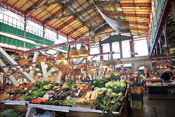 Sant'Ambrogio Market Food Tour with Tastings led by a local Chef - How the three-hour schedule feels