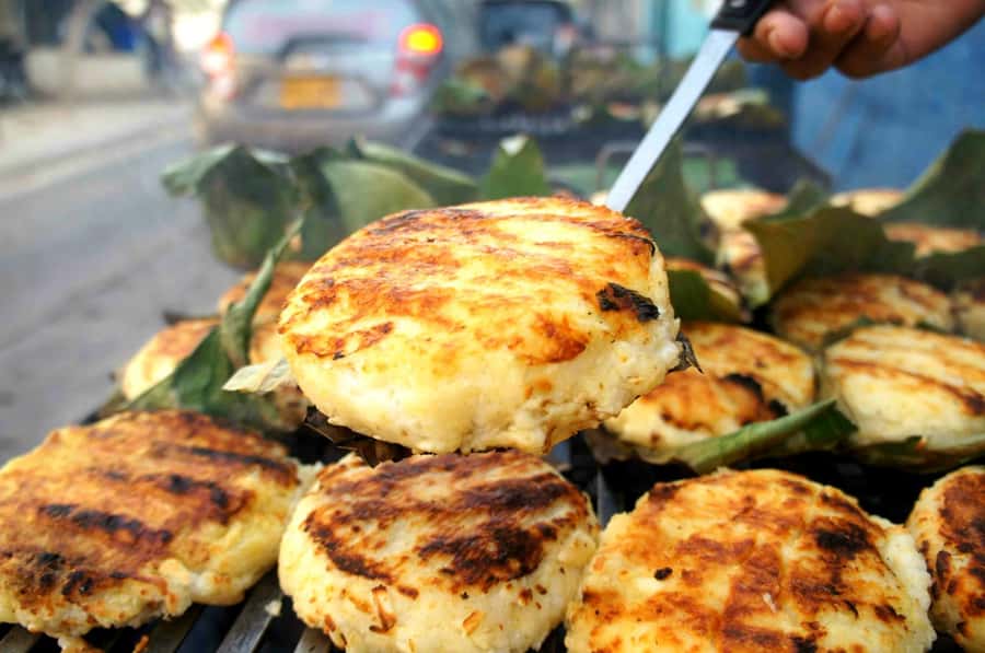 Santa Marta A Historical & Street food Experience - Should you book the Santa Marta Historical and Street Food Experience?