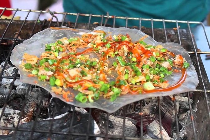 Scooter tour and street food around Buon Ma Thuot city. - Street food from 6:30 to 8 pm