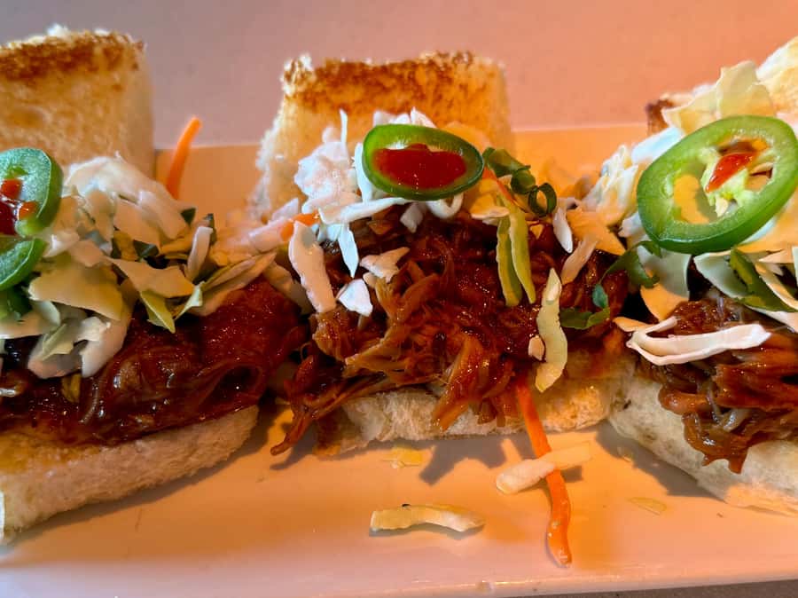 Scottsdale: Food Walking Tour - Meeting the three sisters at an Indigenous restaurant