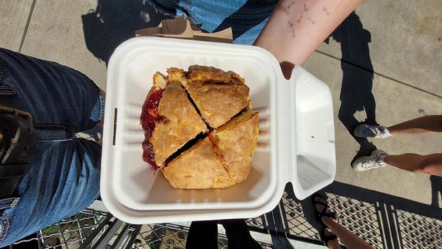 Seattle: Taste Pike Place Market's Flavors - Short market visits with room for questions