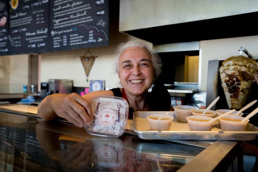 Seattle: Taste Pike Place Market's Flavors - A walk toward the Seattle waterfront