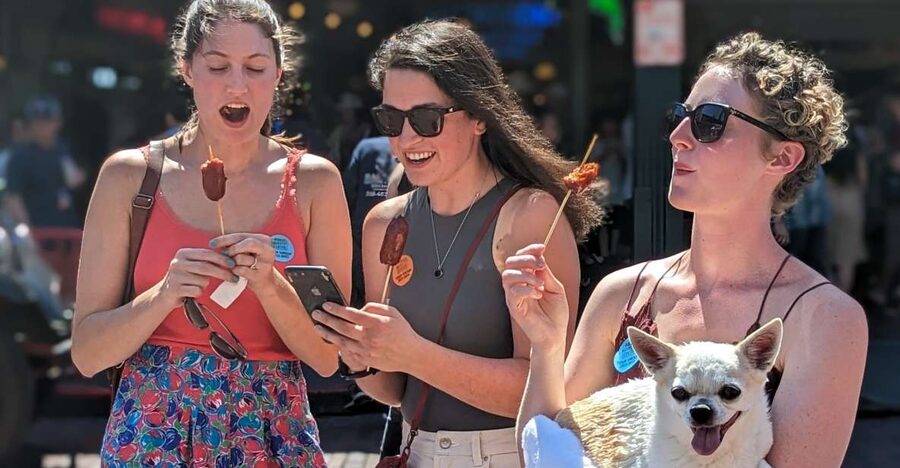 Seattle: Taste Pike Place Market's Flavors - Starting outside Freya Bakery