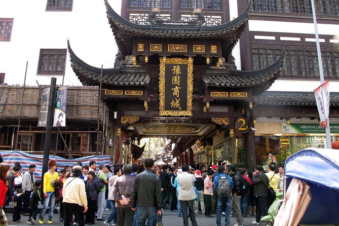 Shanghai Evening Tour: Huangpu River Cruise and Street Food - The Huangpu cruise is the evening finale