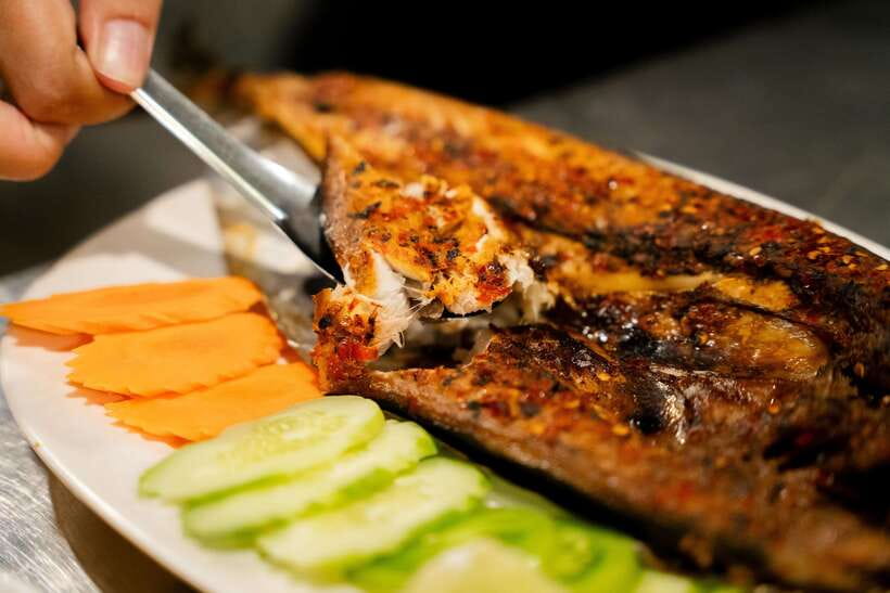 Siem Reap's Ultimate Street Food Tour by Tuk Tuk - Family cooking and Cambodia’s sweet-sour balance