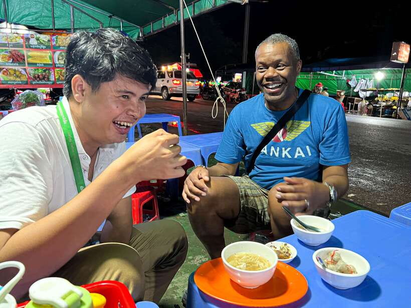 Siem Reap: Tonle Sap and Kampong Phluk Tour with Street Food - What to bring and how to prepare