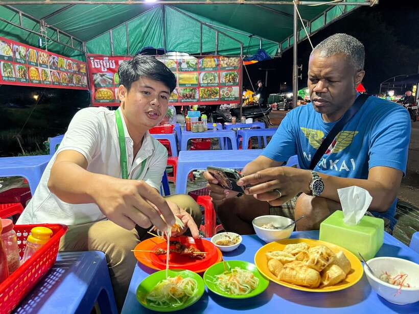 Siem Reap: Tonle Sap and Kampong Phluk Tour with Street Food - From Siem Reap to the stilt houses of Kampong Phluk