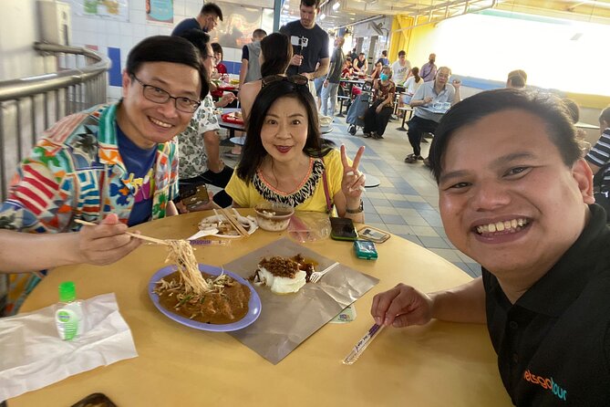 Singapore: Chinatown Hawker Food Tasting Tour - Smith Street: where the food route gets moving