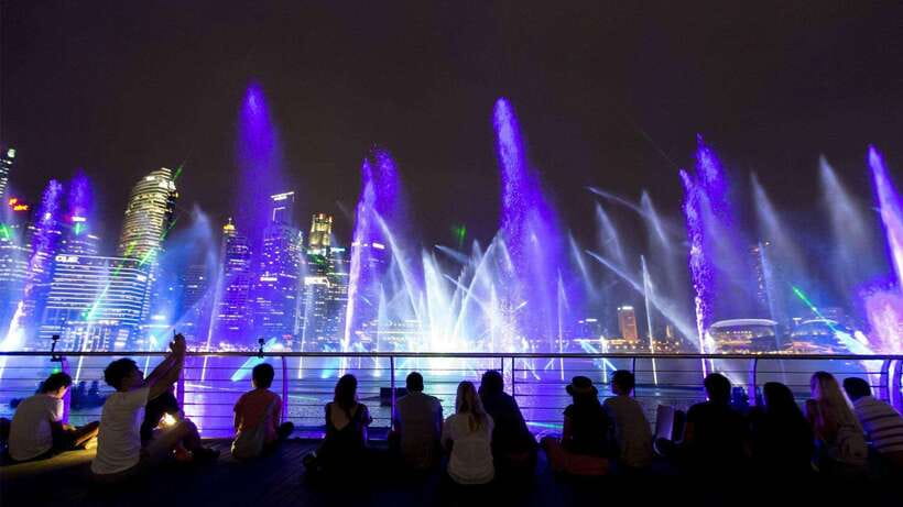 Singapore: Hawker Culture Food Tour and Sightseeing - What the $64 price really covers