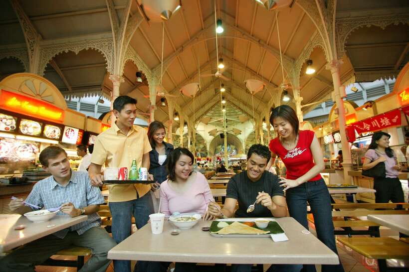 Singapore: Hawker Culture Food Tour and Sightseeing - Who should choose this evening tour
