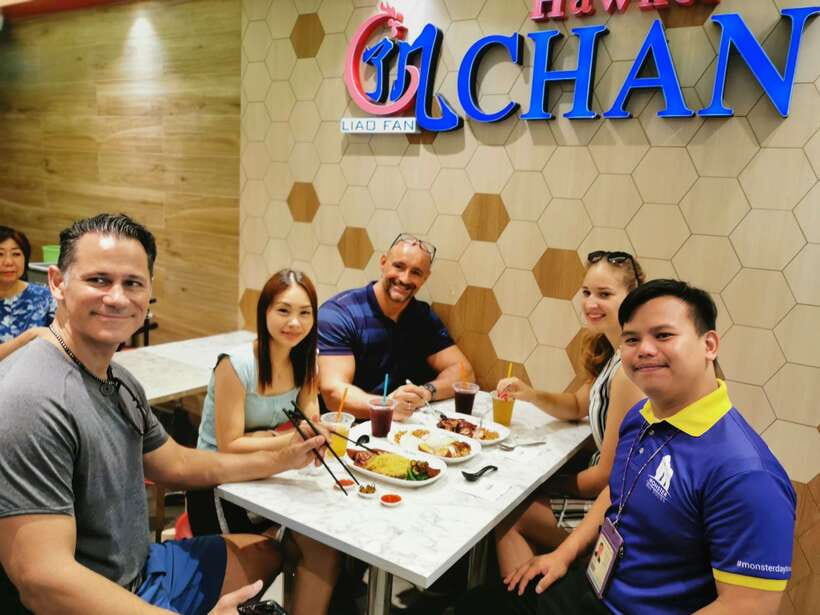 Singapore: Local Hawker Food Tour with Tastings - South Bridge Road and Chinatown’s religious landmarks