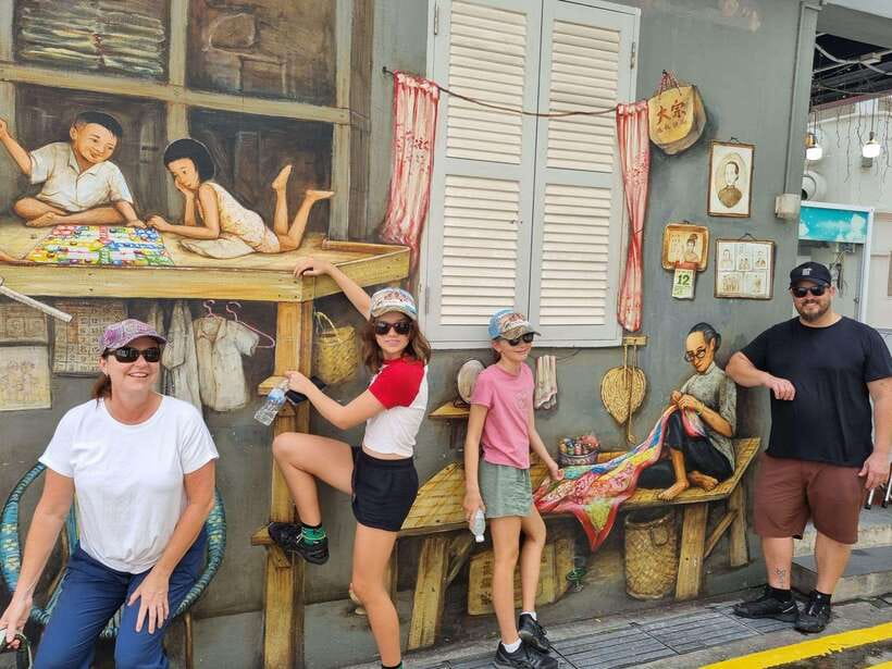 Singapore: Local Hawker Food Tour with Tastings - Chinatown’s temples and lanes between bites