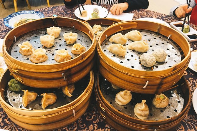 Skip the Line: Xi'an Tang Dynasty Show Ticket & Dumpling Dinner or Royal Banquet - What happens inside the theater