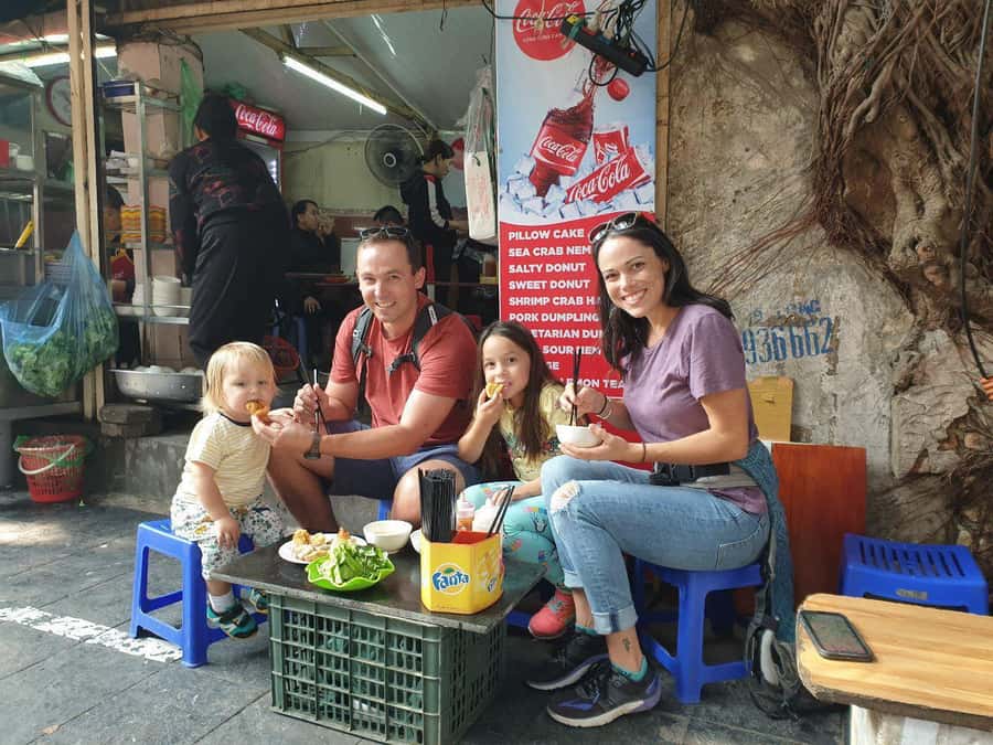 Small Group Hanoi Street Food Walking Tour - Starting in Hoàn Kiếm between 18:00 and 18:30