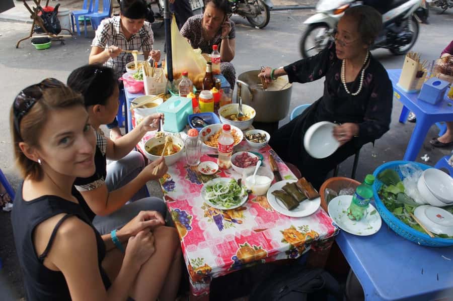 Small Group Hanoi Street Food Walking Tour - Comfort, mobility, and food restrictions