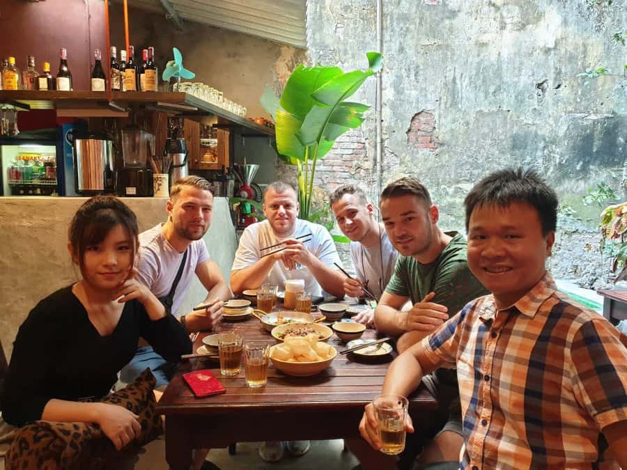 Small Group Hanoi Street Food Walking Tour - Walking into Hanoi’s Old Quarter