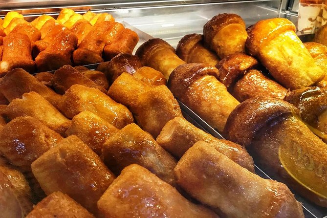Small Group Street Food and Walking Tour in Naples - Two kinds of pizza, plus frittatina