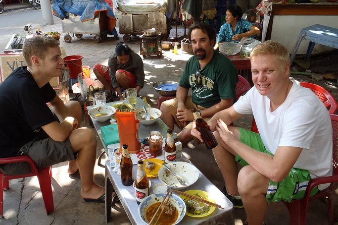 Small-group Street Food Lover by Motorbike (04 hours) - Food choices for vegetarian and special diets