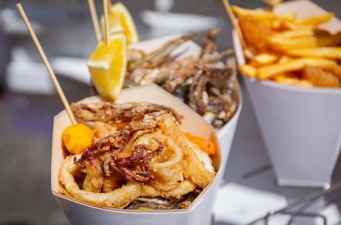 Small-group Street food tour in Brindisi - Group size and the feel of the experience