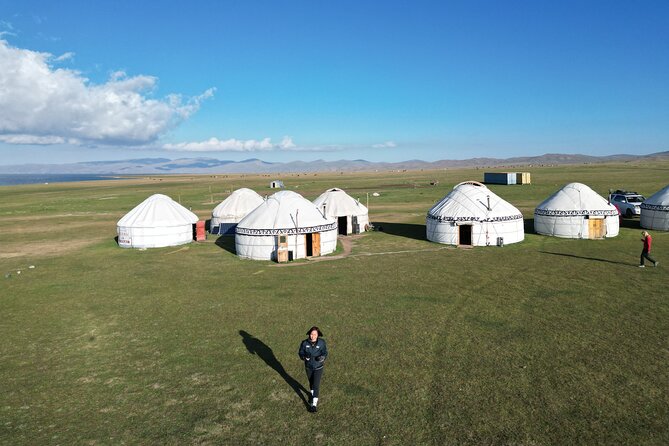 Son Kul Lake Two Day Nomad Tour with Yurt Stay and Local Food - Arriving at the Son Kul yurt camp