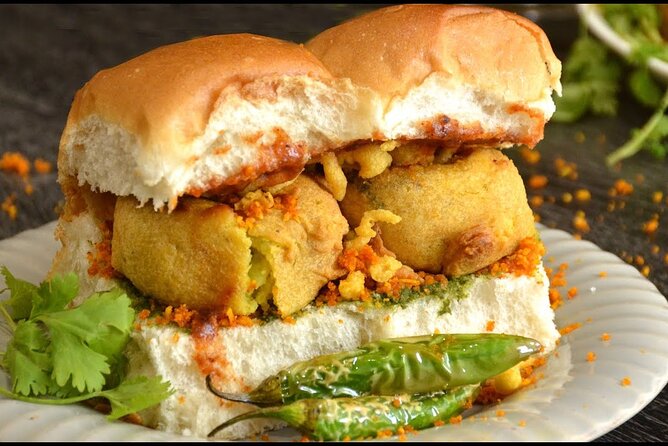Sowcarpet Street Food Walking Tour in Chennai with guide - Kakada Ramprasad for jalebi and chaats