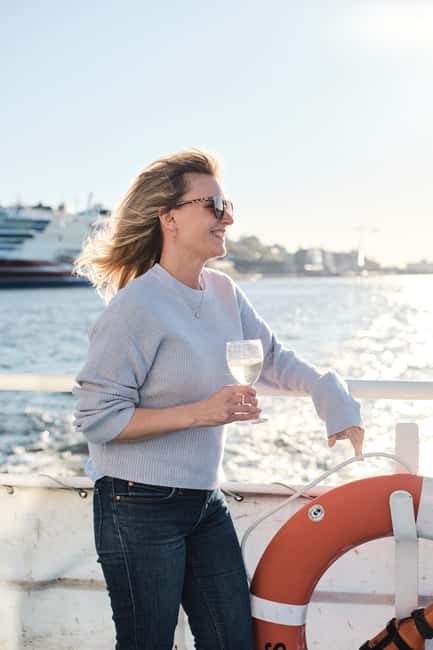 Stockholm All-You-Can-Eat Shrimp or Tacos Cruise & Coverband - Is the $72 price fair?
