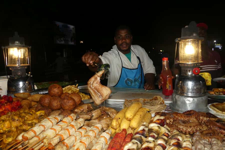 Stonetown: Food Markets and Street Food Walking Tour - Sunset drink with a view