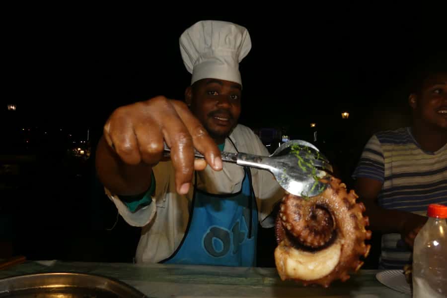 Stonetown: Food Markets and Street Food Walking Tour - Guides: Zahran, Juma, and what to expect