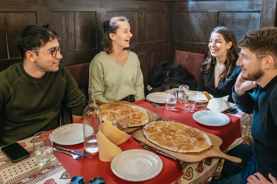 Strasbourg: Traditional Food Walking Tour with Tastings - Strasbourg through bretzels, sausage, and sweets