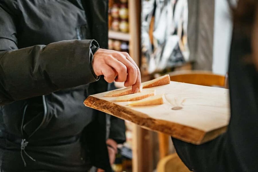 Strasbourg: Traditional Food Walking Tour with Tastings - Petite France and the final stretch