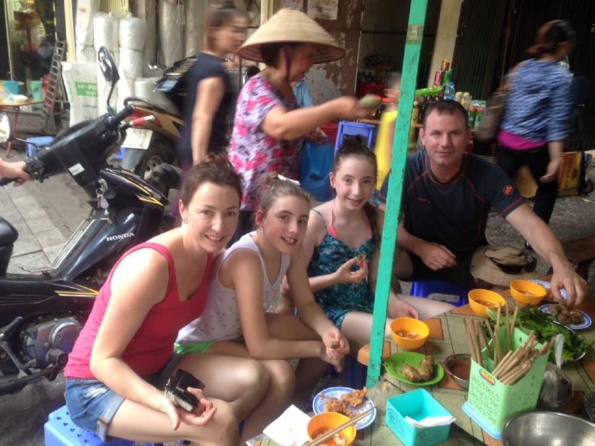 Street Food Tour Hanoi and Train Street Experience - Meeting at 31 Lò Sũ Street