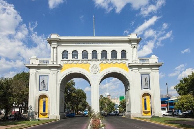 Street Food Tour in Guadalajara with a Local Guide - What the menu tells you about the tour